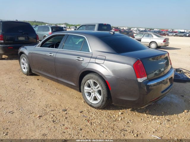 2017 CHRYSLER 300C 2C3CCAEG9HH552463 Photo 2