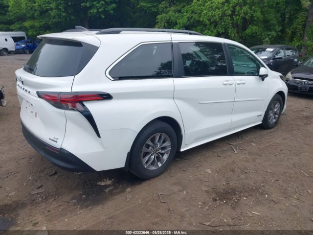 2021 TOYOTA SIENNA 5TDKRKECXMS059444 Photo 3