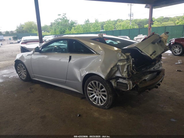 2011 CADILLAC CTS 1G6DJ1EDXB0115436 Photo 2