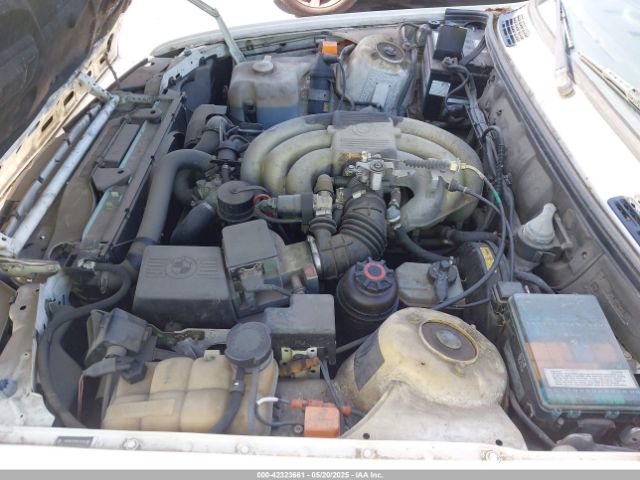 1992 BMW 325 WBABB1315NEC05322 Photo 9