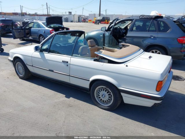 1992 BMW 325 WBABB1315NEC05322 Photo 2