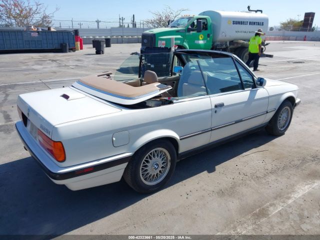 1992 BMW 325 WBABB1315NEC05322 Photo 3