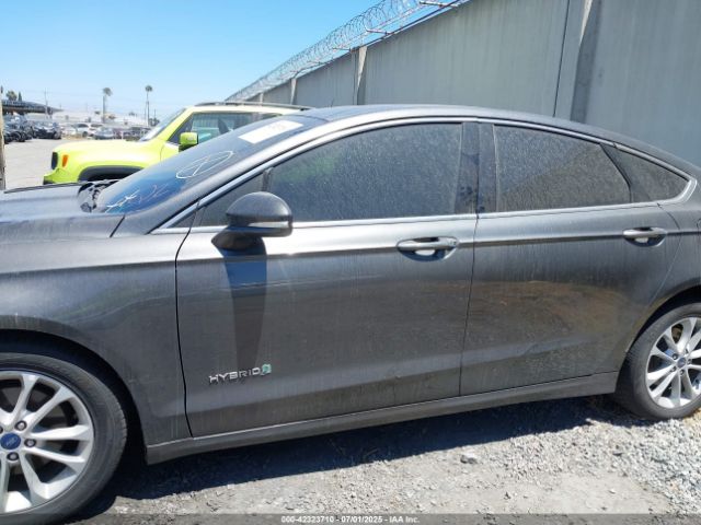 3FA6P0MU6KR116718 Ford 2019