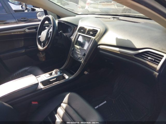 3FA6P0MU6KR116718 Ford 2019