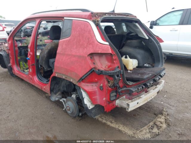 2019 JEEP COMPASS 3C4NJDCB7KT791012 Photo 2