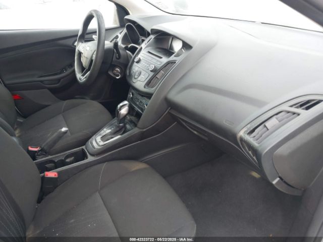 1FADP3K2XFL201849 Ford FOCUS SE