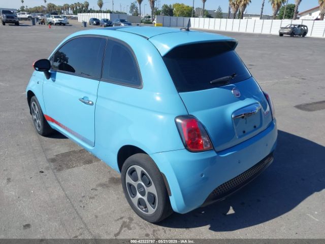 2015 FIAT 500E 3C3CFFGEXFT522859 Photo 2