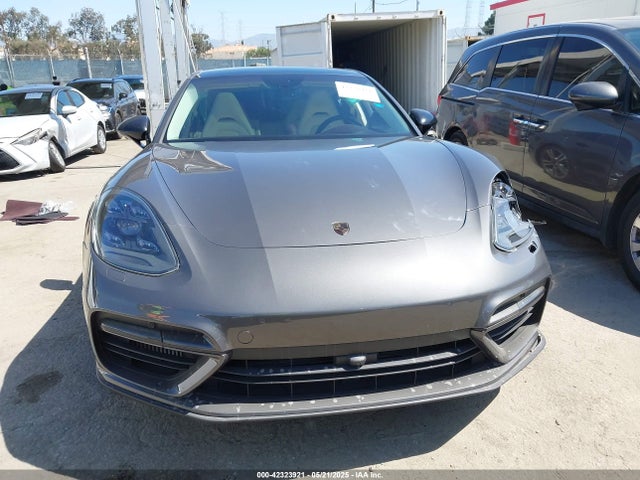 Porsche Panamera 2018 WP0AF2A70JL140236 Image 12