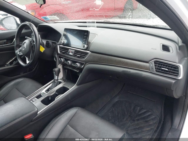 1HGCV1F38JA264361 Honda Accord Sport