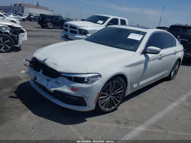 WBAJA9C58JB252868 BMW 530e