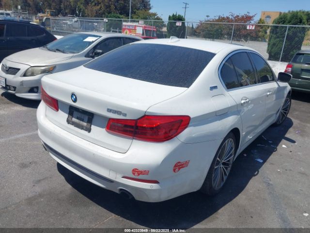 WBAJA9C58JB252868 BMW 530e