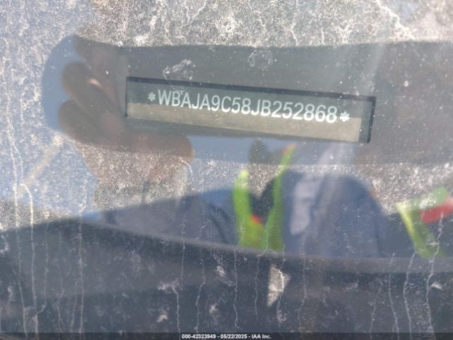 WBAJA9C58JB252868 BMW 530e