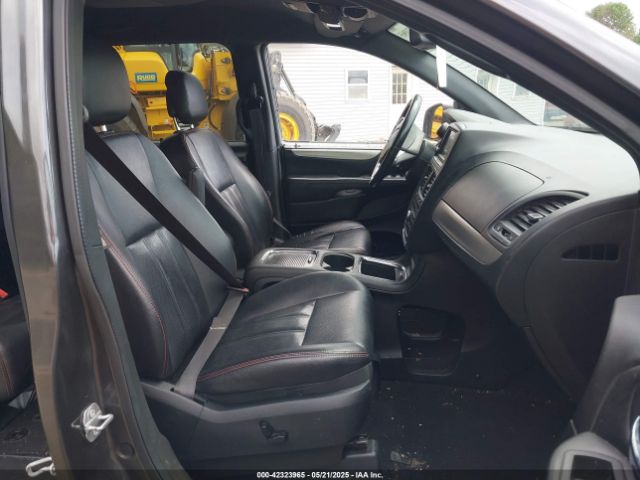 2C4RDGEG9KR521026 Dodge Grand Caravan Gt