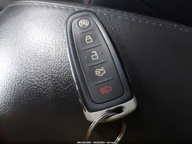 1FADP3N29JL242428 Ford Focus Titanium