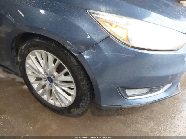 1FADP3N29JL242428 Ford Focus Titanium