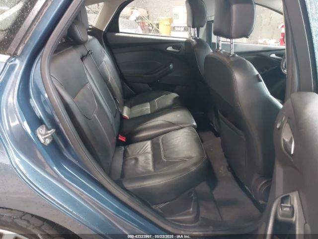 1FADP3N29JL242428 Ford Focus Titanium