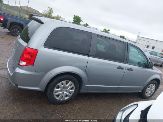 2C4RDGBG1KR801690 Dodge Grand Caravan Se