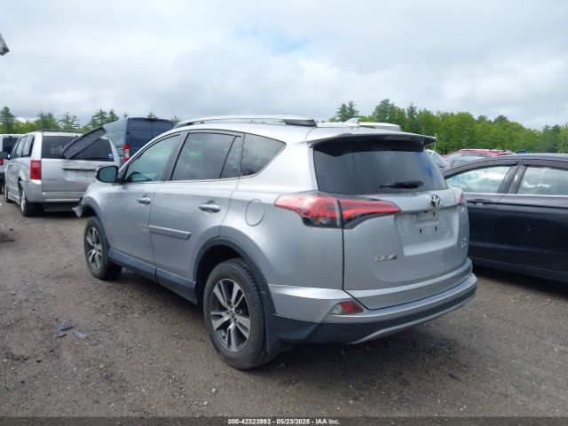 2T3RFREV9HW619959 Toyota Rav4 Xle