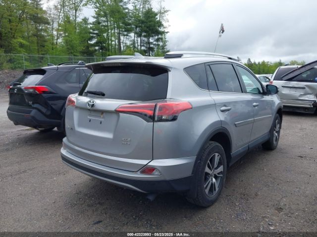 2T3RFREV9HW619959 Toyota Rav4 Xle