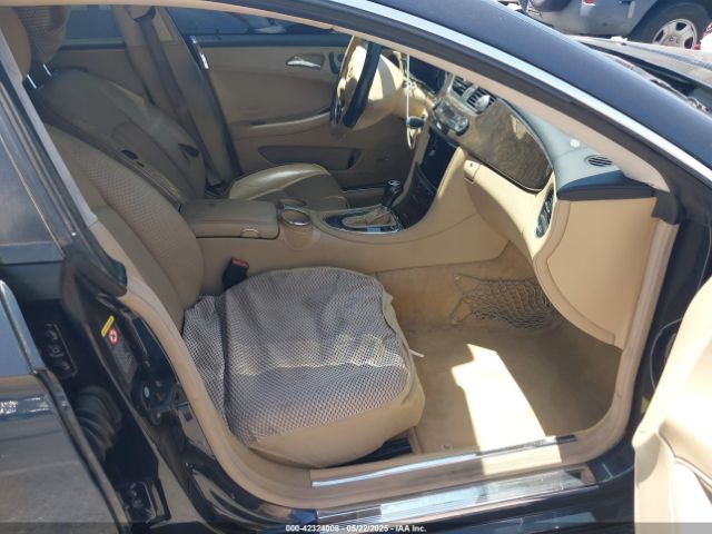 2006 MERCEDES-BENZ CLS 500 WDDDJ75X26A030722 Photo 4