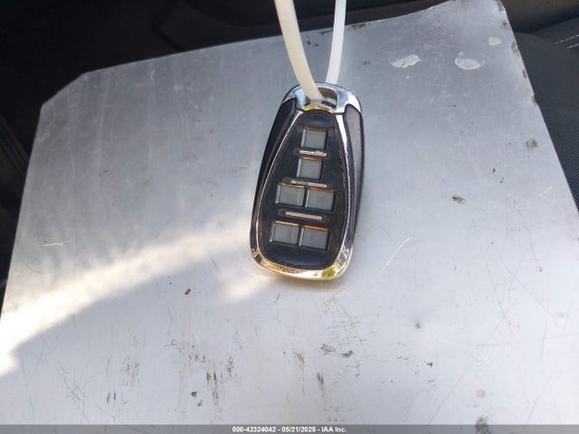 2019 CHEVROLET CAMARO 1G1FB3DS0K0153684 Photo 10