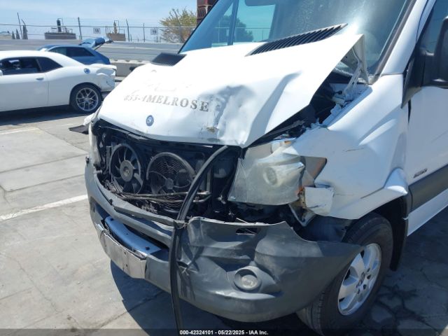 WD3PE8DC0E5876476 Mercedes-Benz Sprinter 2500 High Roof
