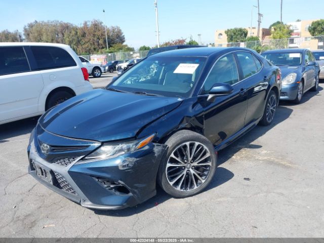 2018 TOYOTA CAMRY 4T1B11HKXJU616778 Photo 1
