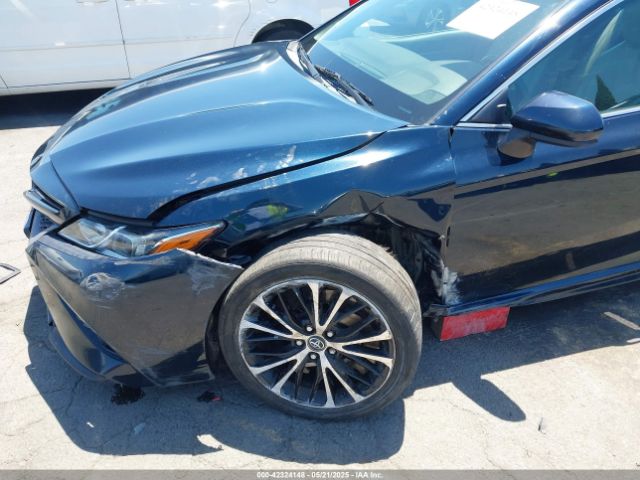 2018 TOYOTA CAMRY 4T1B11HKXJU616778 Photo 5