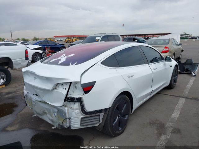2018 TESLA MODEL 3 5YJ3E1EA0JF023321 Photo 3