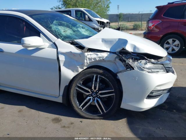 1HGCR3F95GA013584 Honda Accord Touring