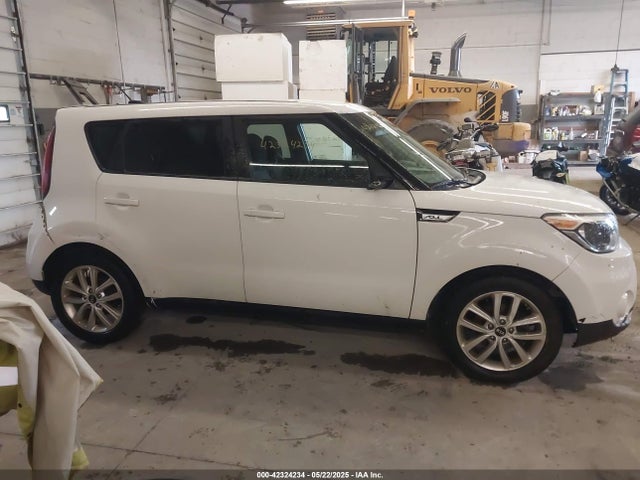 KNDJP3A57J7538442 KIA SOUL +