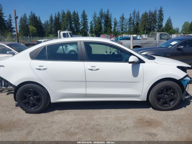 3KPA24AD5PE615877 KIA RIO S