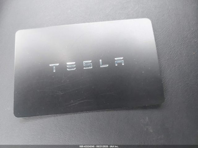 5YJ3E1EB7JF070600 Tesla Model 3 Long Range/performance
