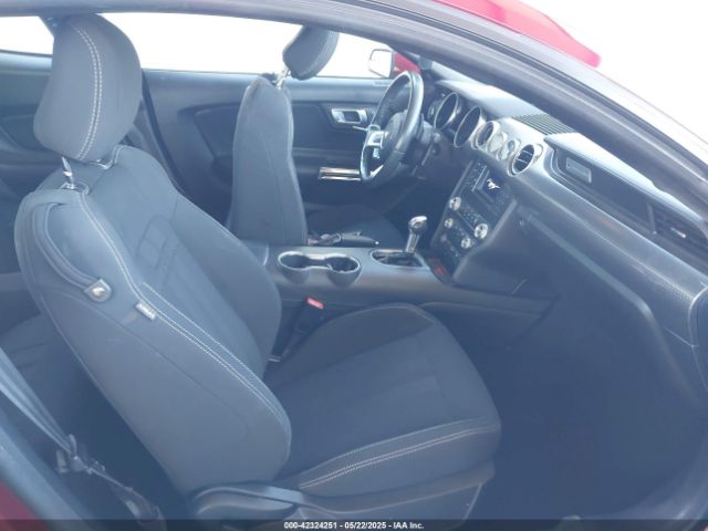 2019 FORD MUSTANG 1FA6P8TH6K5186130 Photo 4