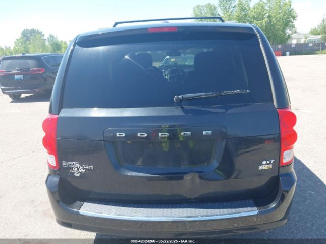 2C4RDGCG2JR343705 Dodge Grand Caravan Sxt