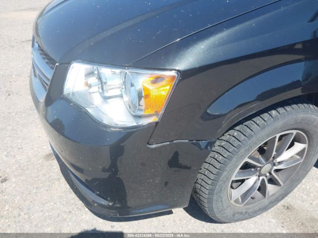 2C4RDGCG2JR343705 Dodge Grand Caravan Sxt