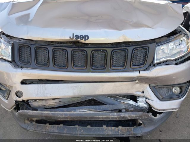 3C4NJDBB4KT754484 Jeep Compass