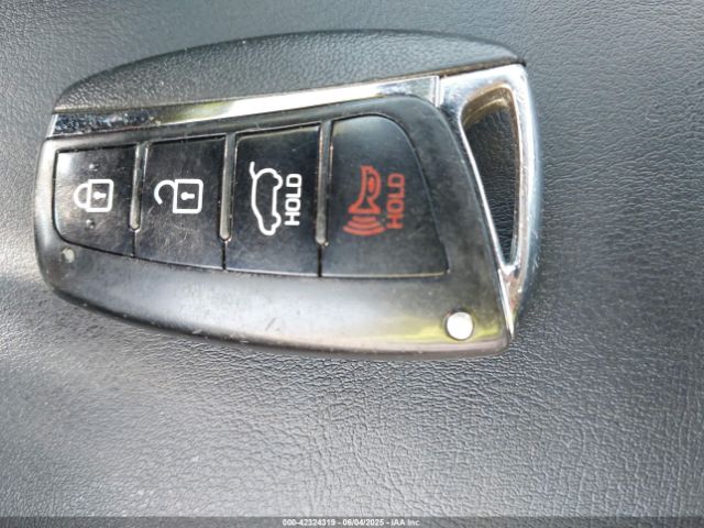 2018 HYUNDAI SANTA FE SPORT 5XYZUDLB7JG513919 Photo 10