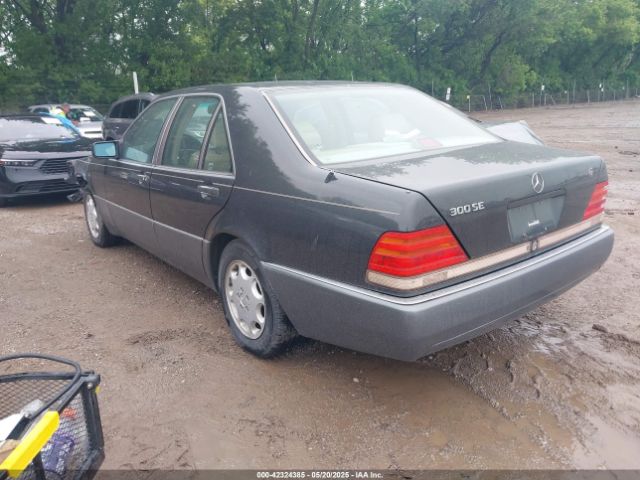 1993 MERCEDES-BENZ 300 WDBGA32E7PA111623 Photo 2