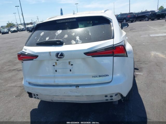 JTJBJRBZ8K2108036 Lexus NX 300H