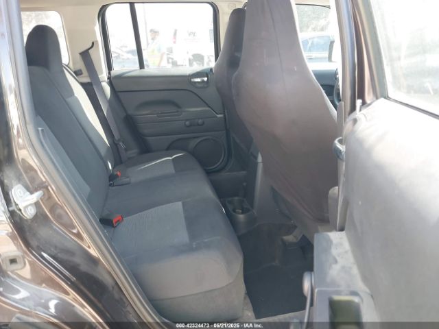 1C4NJPBB9ED628813 Jeep Patriot Sport