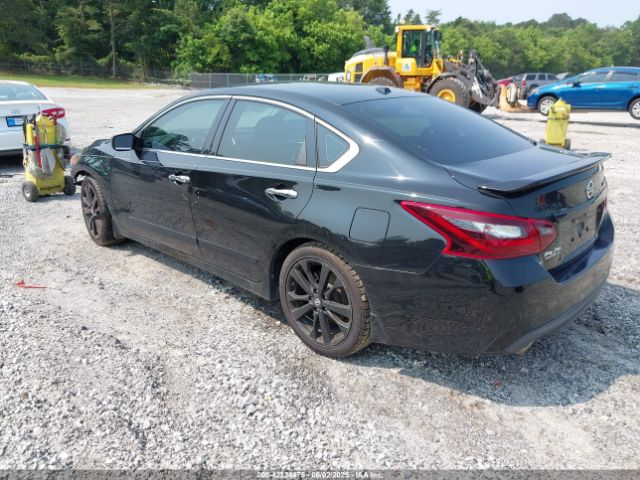 2018 NISSAN ALTIMA 1N4AL3AP0JC187335 Photo 2