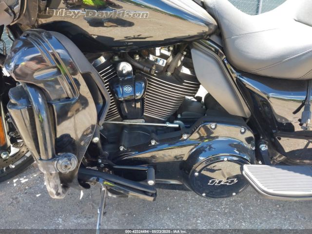 2021 HARLEY-DAVIDSON FLTRK 1HD1KZF14MB642572 Photo 8