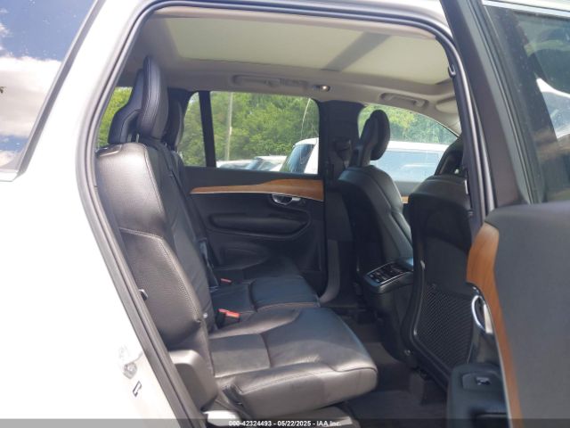2021 VOLVO XC90 YV4A22PKXM1697255 Photo 7