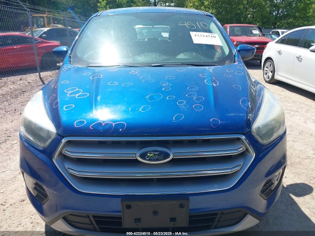 1FMCU0GD4HUA29530 Ford ESCAPE SE