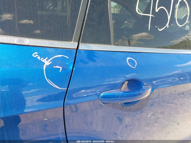 1FMCU0GD4HUA29530 Ford ESCAPE SE