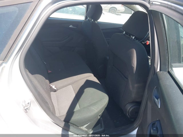 1FADP3K21FL276052 Ford 2015