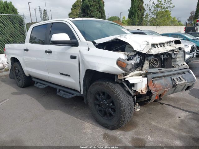 2017 TOYOTA TUNDRA 5TFDY5F19HX627841