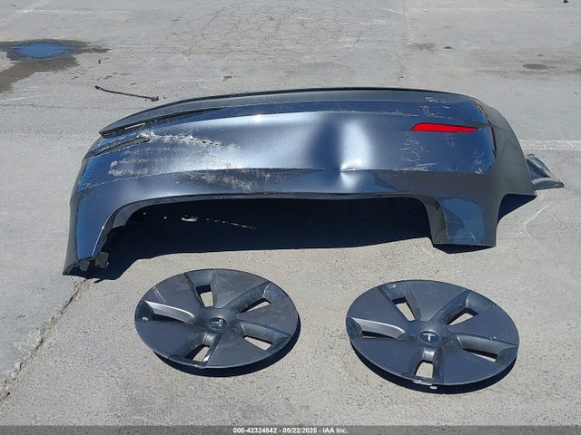 5YJ3E1EA9PF674309 Tesla MODEL 3