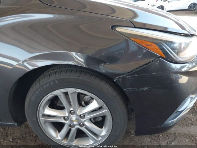 1G1BE5SM0H7210004 Chevrolet Cruze Lt Auto